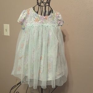 Girls dress